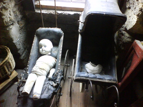 headless doll
